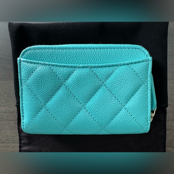 Chanel Classic Zipped Coin Purse in Turquoise - New - Picture 2 of 8